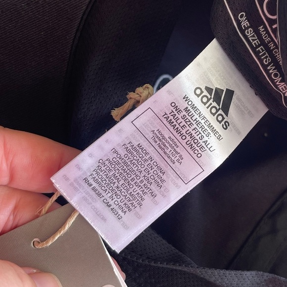 Adidas golf nwt coat of arms black white soft cap hat - Picture 4 of 6